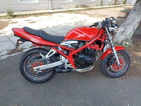 Suzuki GSF400 Bandit