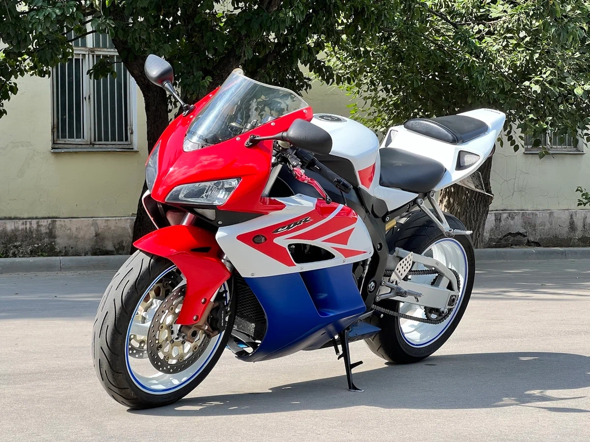 Honda CBR1000RR Fireblade
