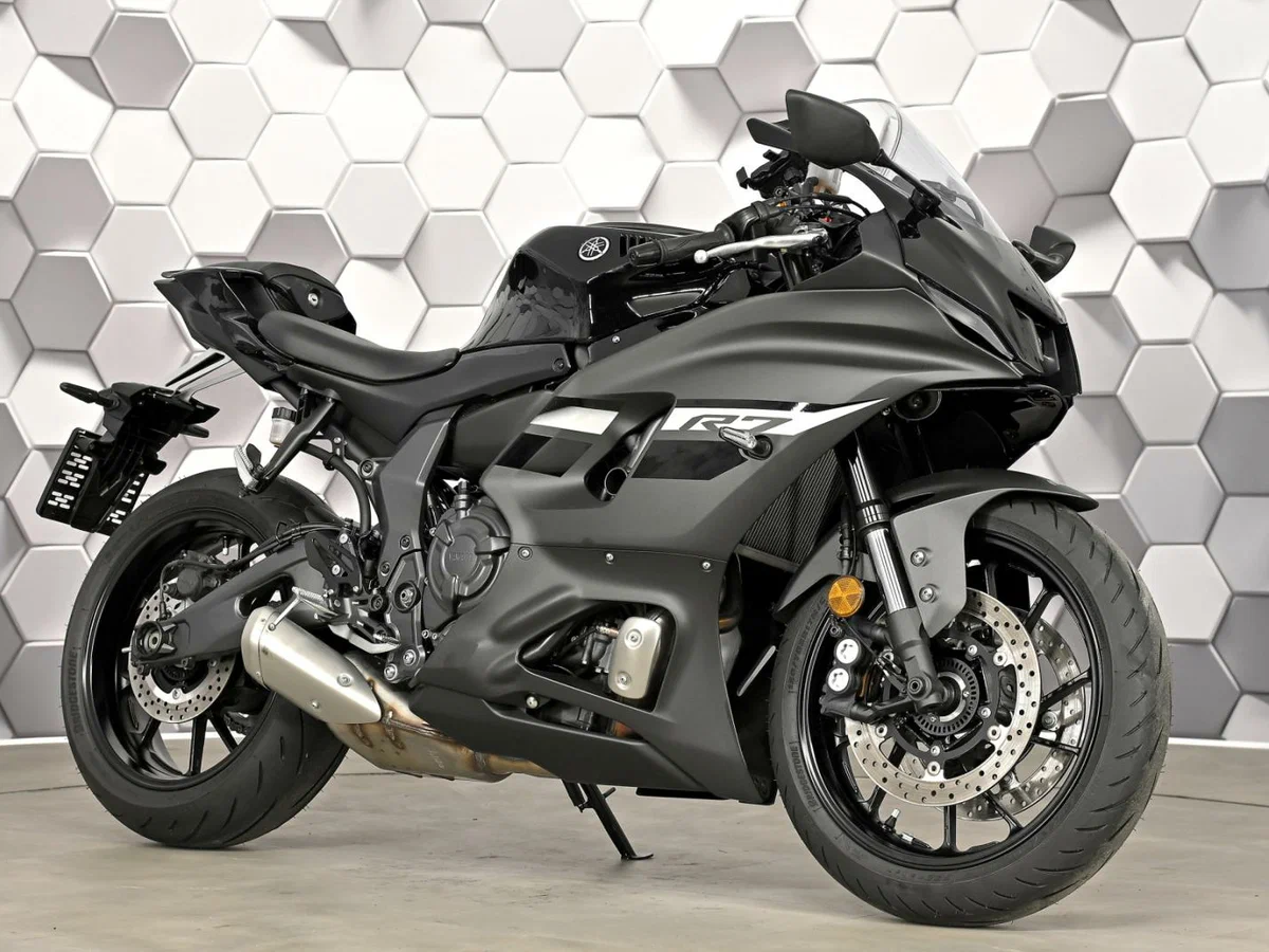 Yamaha YZF-R7